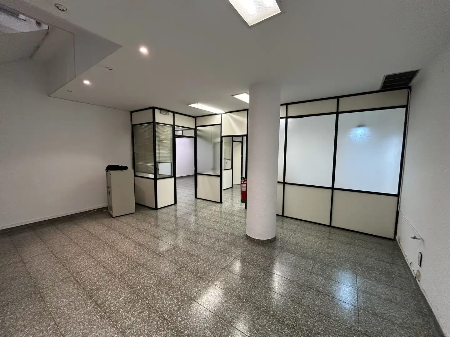 Geschaftsraum zum Verkauf in Zaragoza