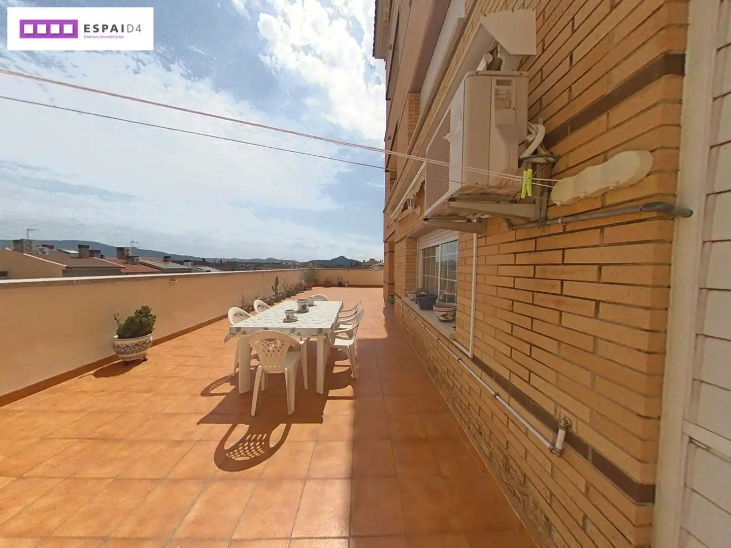 Terraza de Piso en venta en Ripollet con Aire acondicionado, Calefacción y Terraza
