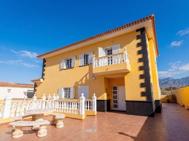 Xalet amb balcó en venda a PUNTA LA
