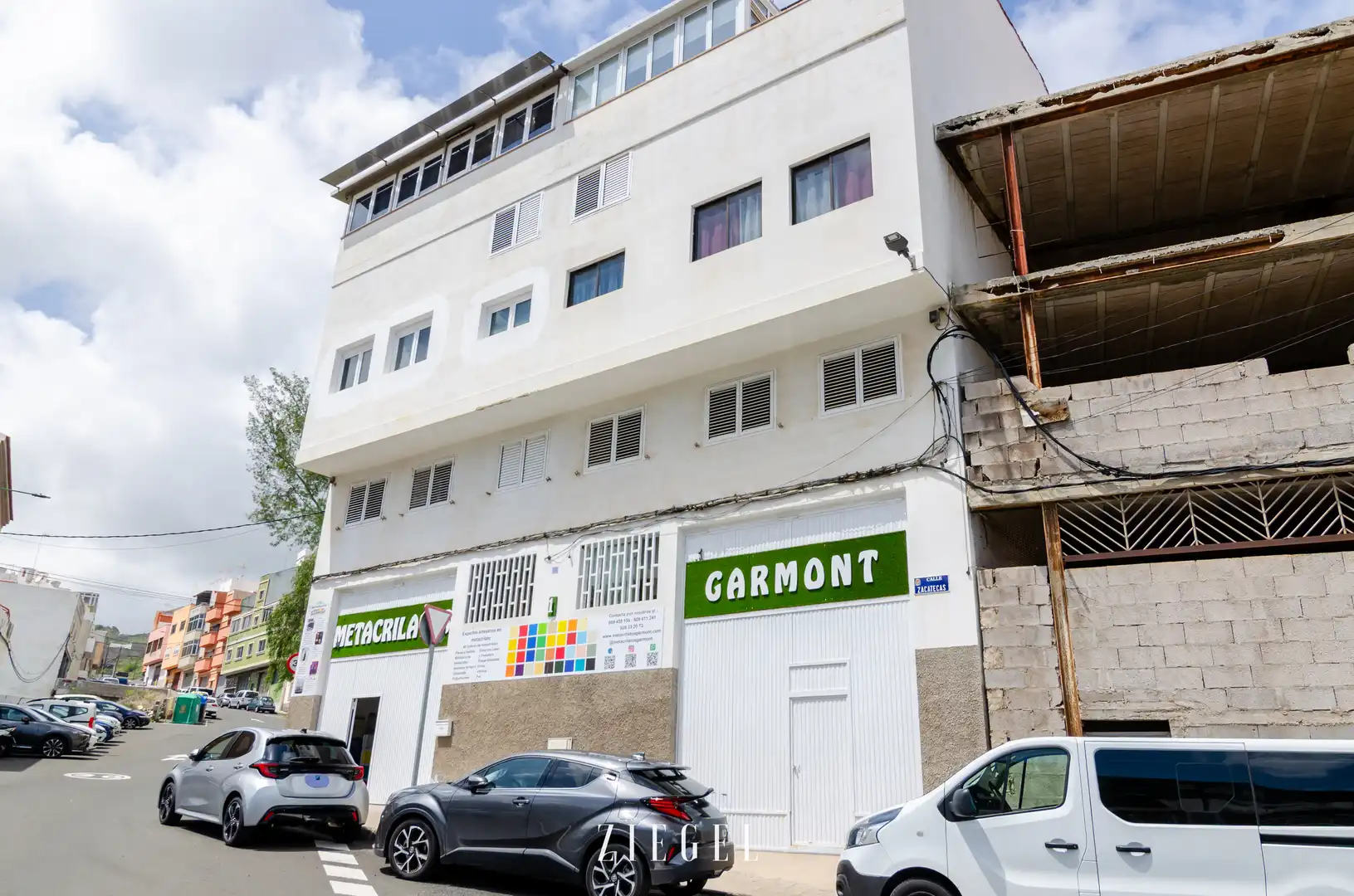 Exterior view of Commercial properties for sale in Las Palmas de Gran Canaria  with Air Conditioner
