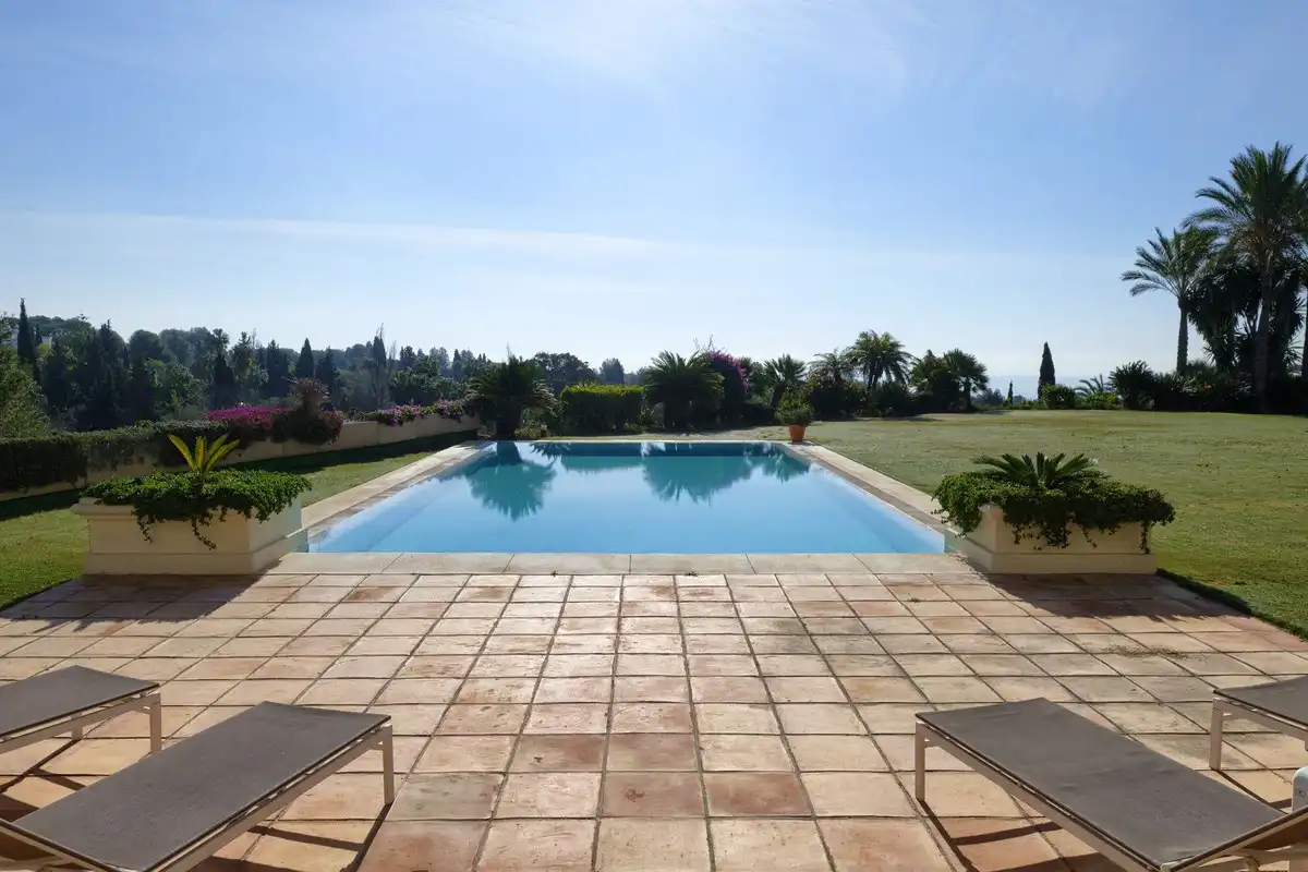 Chalet con piscina en venta en Milla de Oro, imagen 6