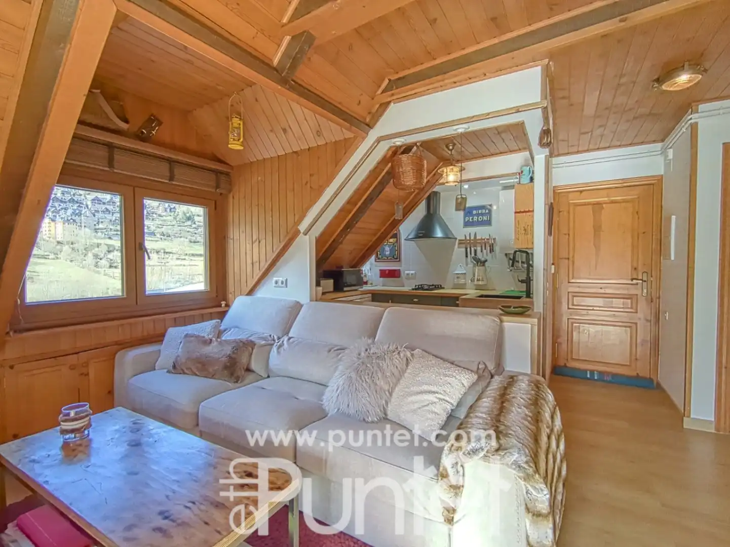 Sala de estar de Dúplex en venta en Vielha e Mijaran con Calefacción, Terraza y Balcón