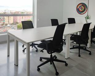 Office to rent in  Valencia Capital  with Air Conditioner