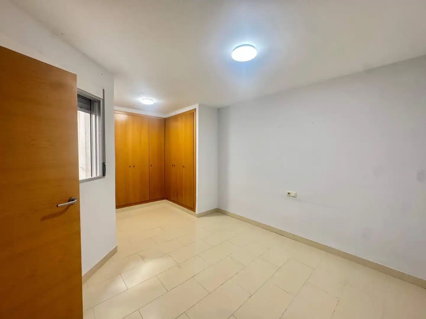 Maisonette zum Verkauf in Gandia mit Klimaanlage