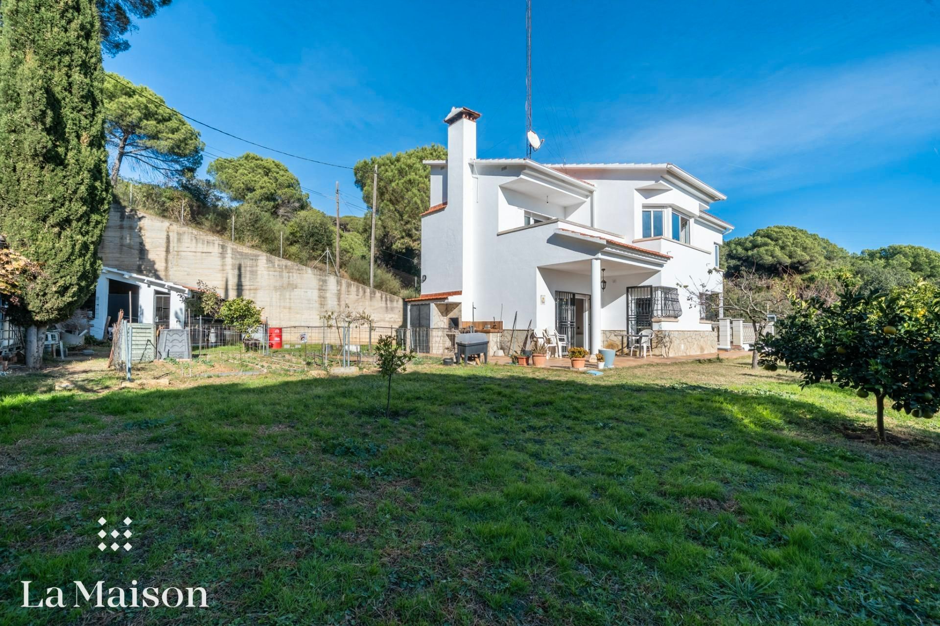 Jardí de Casa o xalet en venda en Mataró amb Aire condicionat, Calefacció i Jardí privat