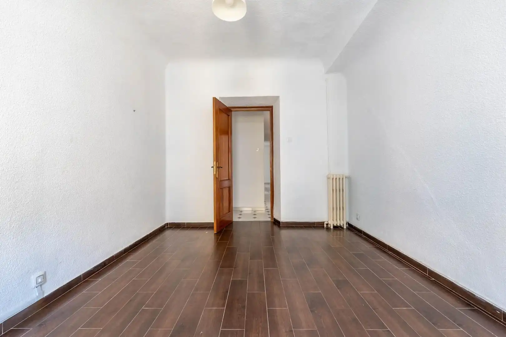 Flat for sale in Granada  with Heating and Terrace