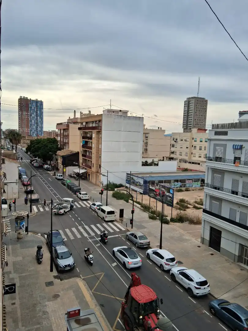 Vista exterior de Piso en venta en Valencia con Balcón