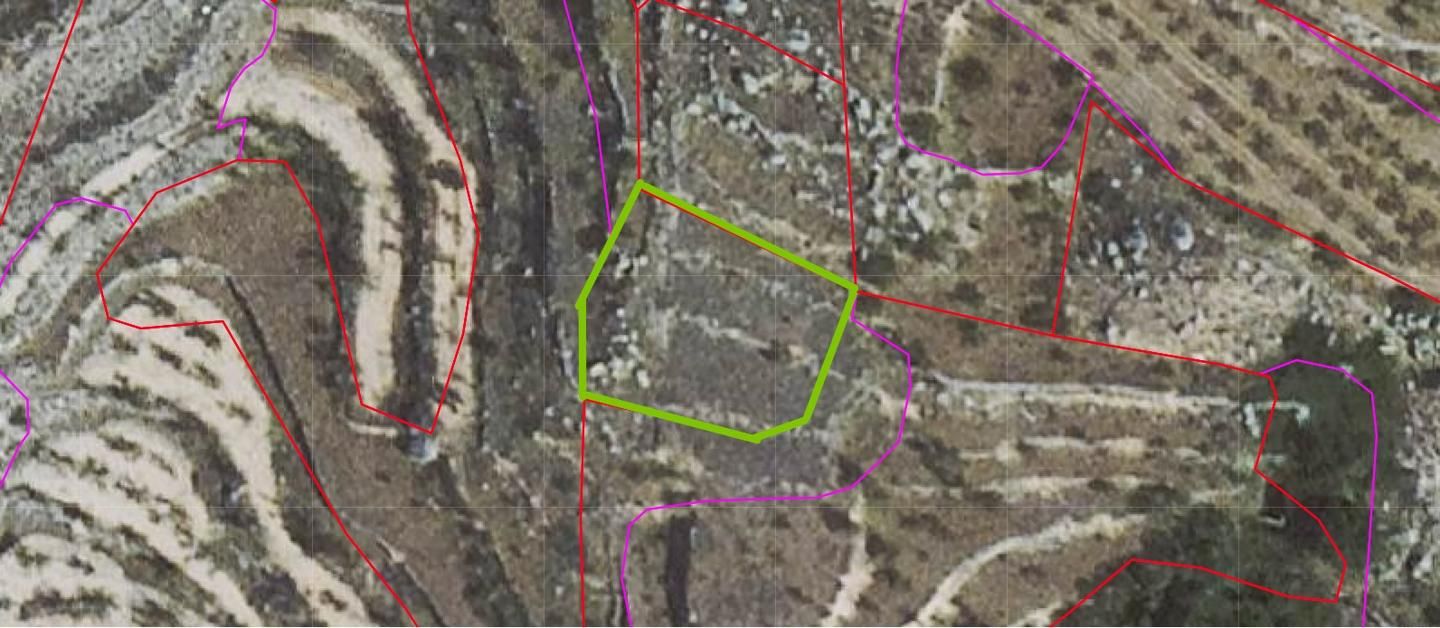 Land for sale in Montón
