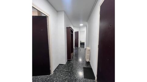 Photo 5 of Flat for rent in Calle Migdia, Eixample Nord, Girona Capital