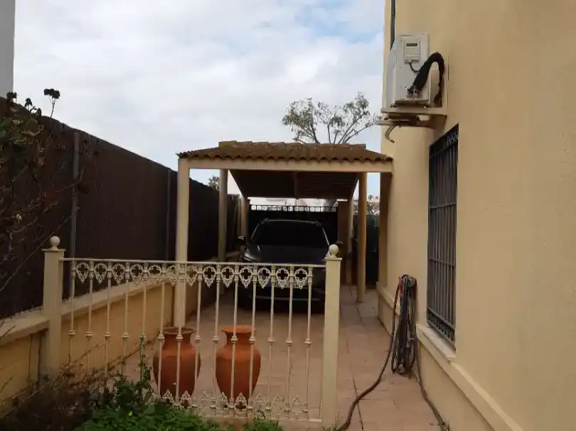 Terrassa de Casa o xalet en venda en Espartinas amb Aire condicionat, Jardí privat i Traster