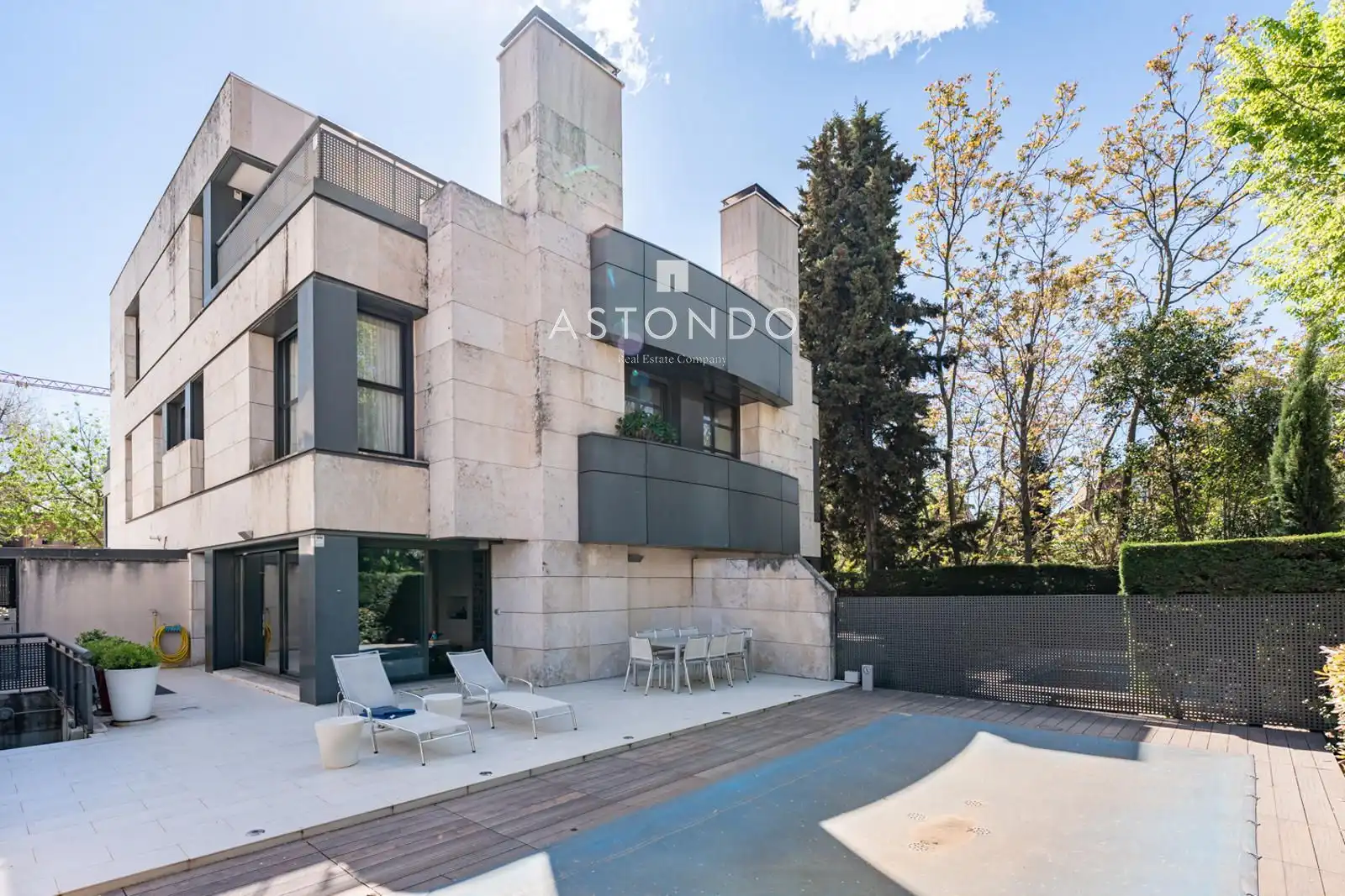 Terraza de Casa adosada en venta en Madrid con Aire acondicionado, Calefacción y Parquet