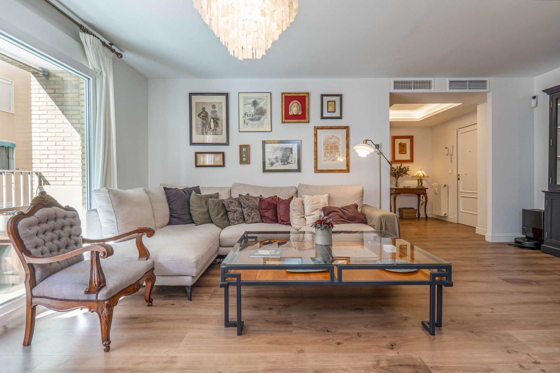 Living room of Flat for sale in  Granada Capital  with Air Conditioner, Heating and Terrace