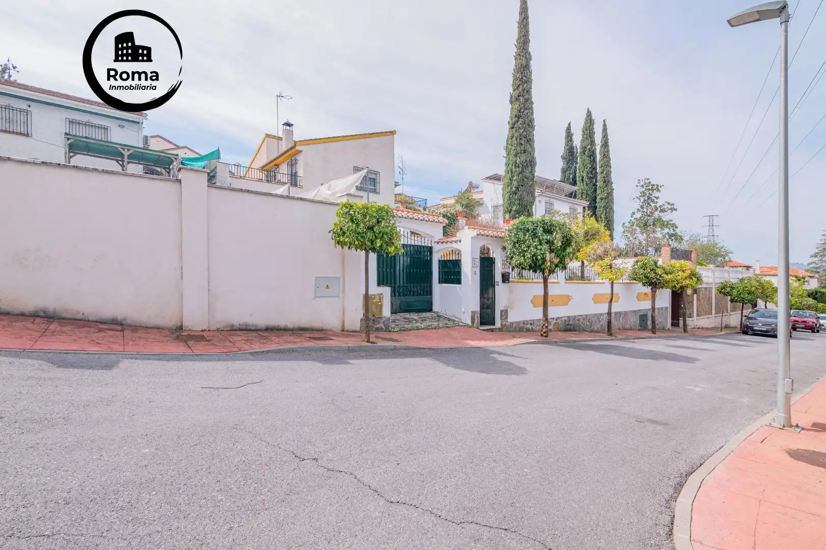 Detached house with pool for sale in Peligros