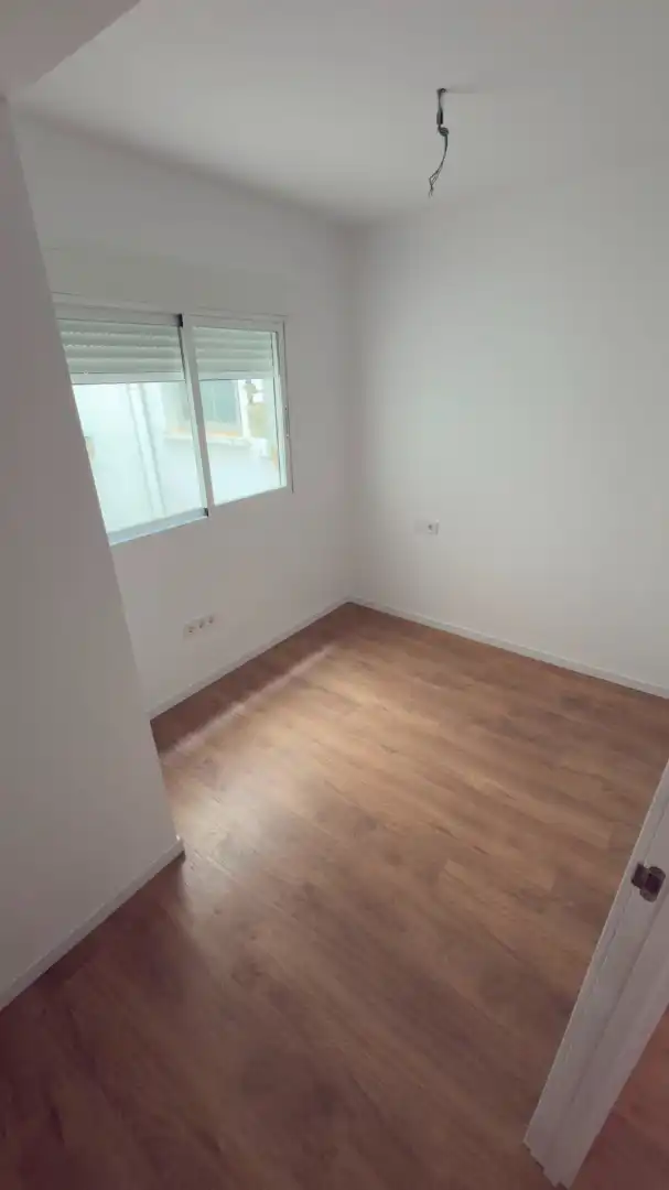 Piso con terraza en venta en Carrer n'Emili Llopis 26, imagen 11