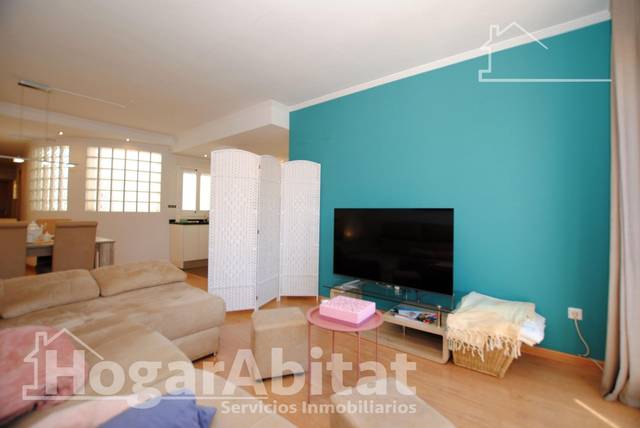 Piso en Venta en Calle COLOMBIA en Beniarbeig