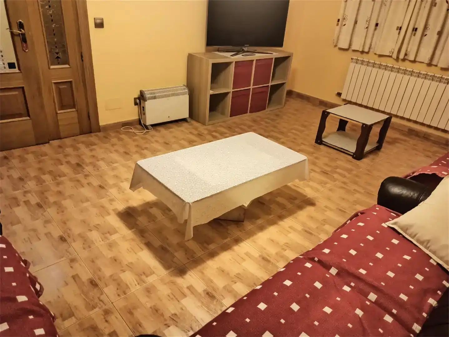 Sala d'estar de Casa o xalet en venda en Valderas amb Traster