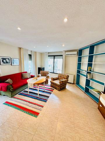 Piso en Alquiler en Calle Belén en San Matías - Realejo