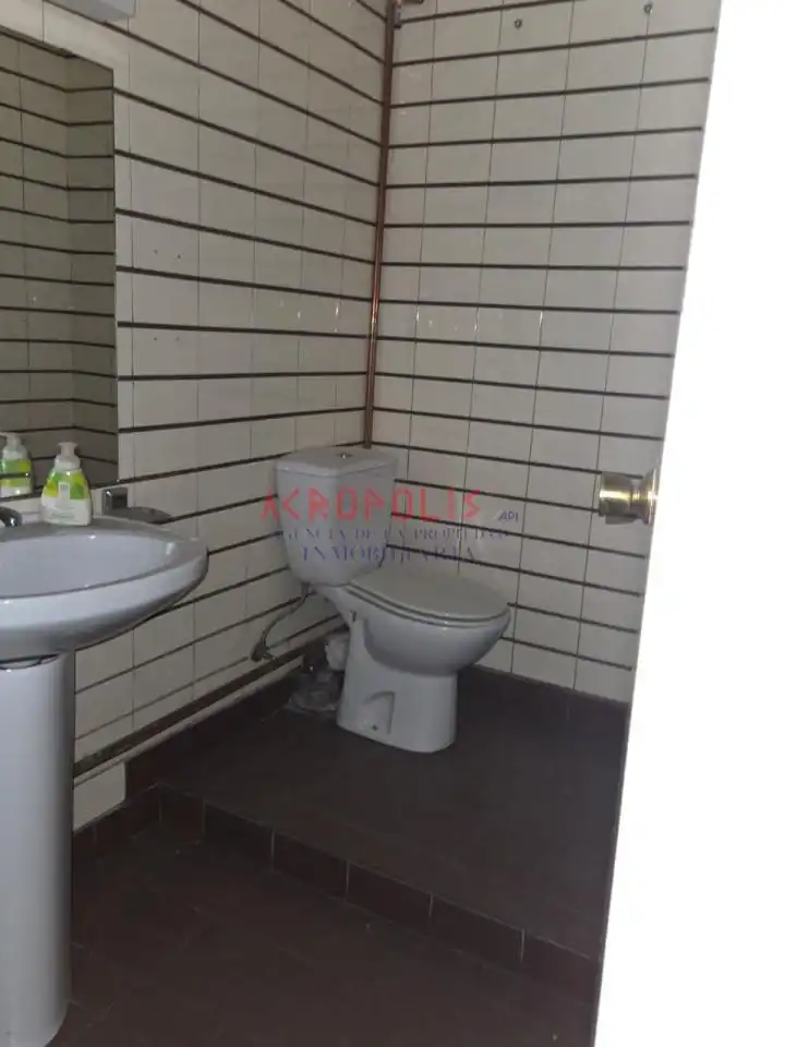 Local comercial en venda a Calle Gil Y Carrasco 3 24001 Leon, imagen 19