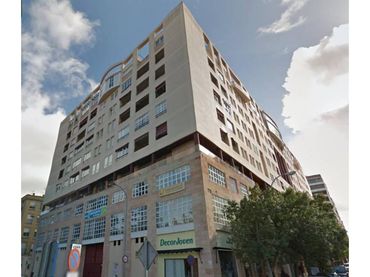 Oficina amb ascensor en venda a Casco Antiguo