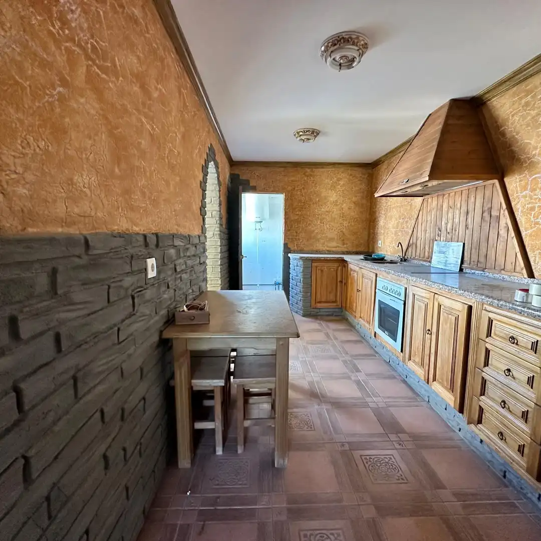 Cocina de Piso en venta en La Línea de la Concepción con Amueblado y Balcón