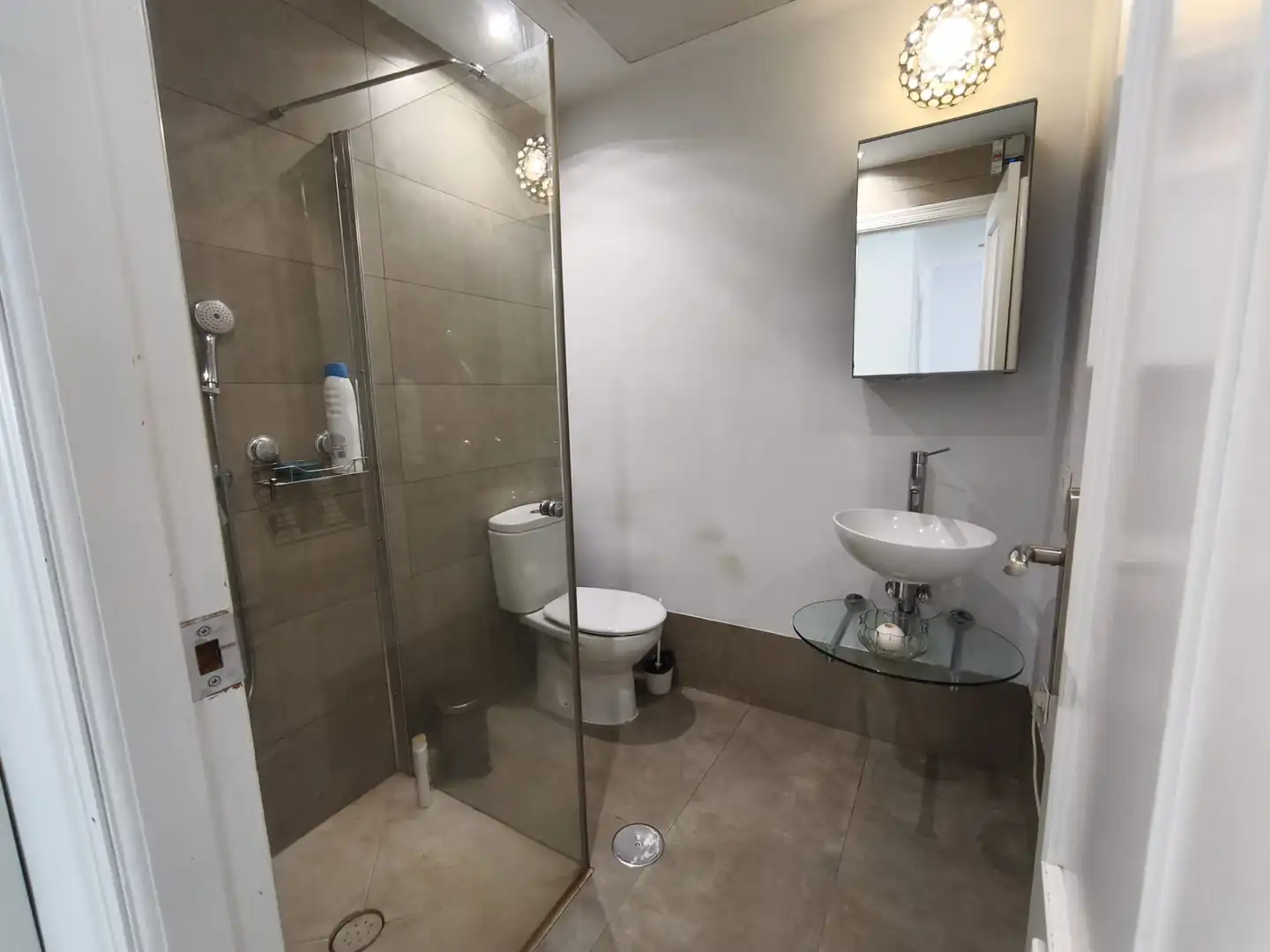 Bathroom of Houses for sale in Gines  with Air Conditioner, Private garden and Terrace