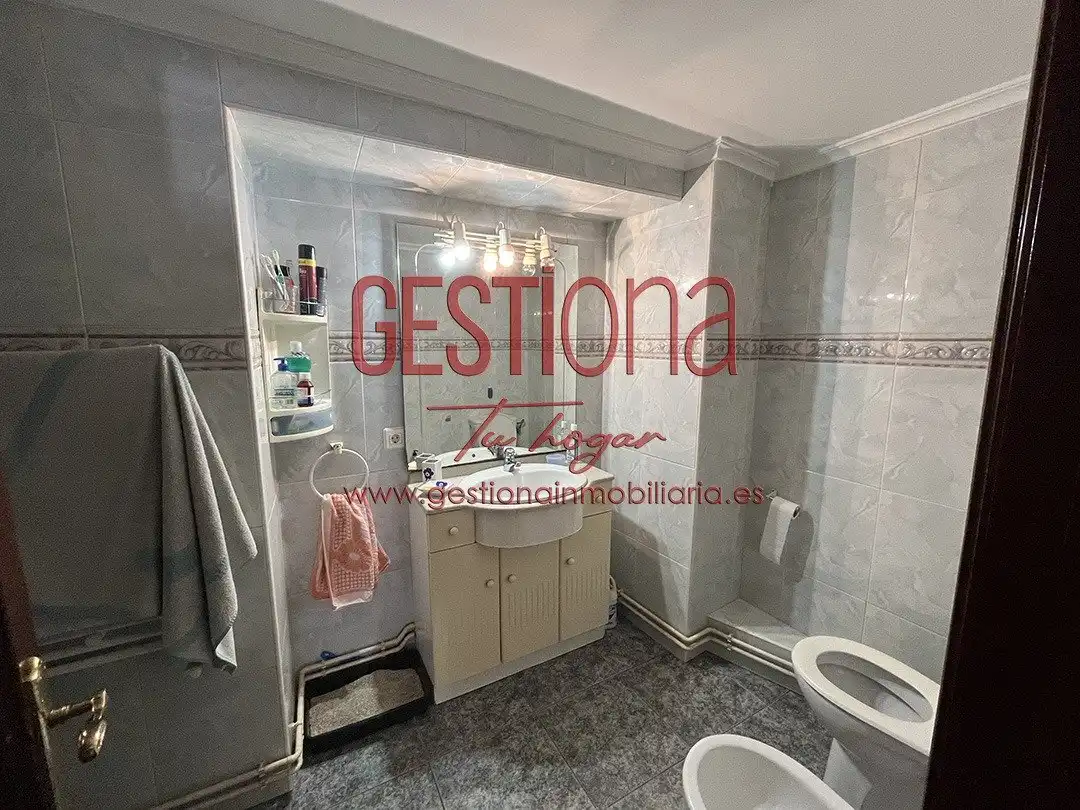 Habitación de Casa o chalet en venta en Noja con Jardín privado, Terraza y Amueblado