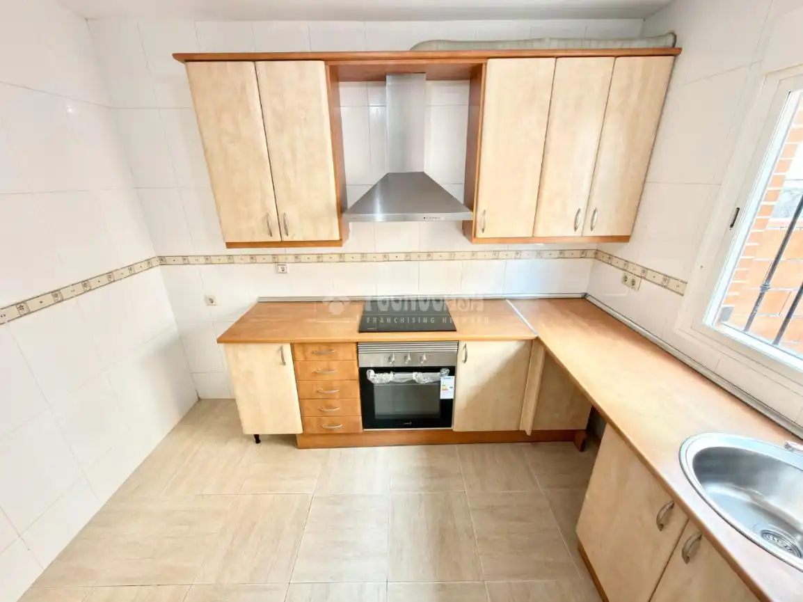 Cocina de Casa adosada en venta en Valdeaveruelo con Aire acondicionado, Calefacción y Balcón