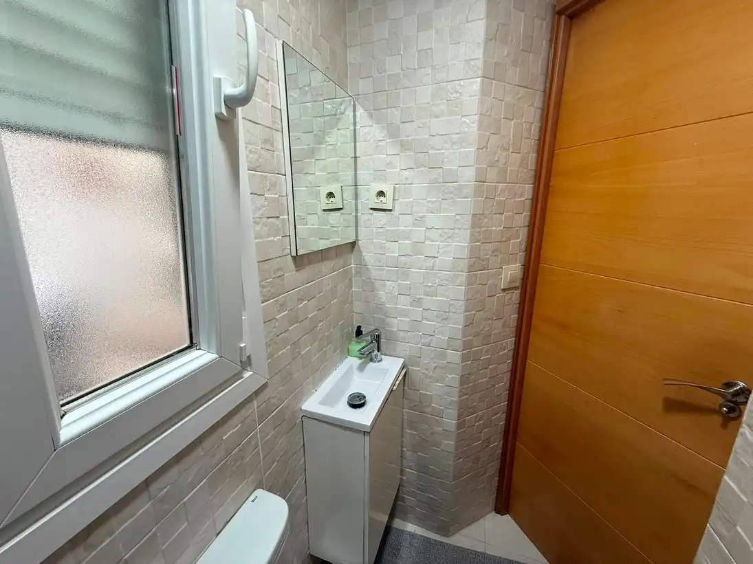 Baño de Piso en venta en Madrid con Aire acondicionado, Calefacción y Amueblado