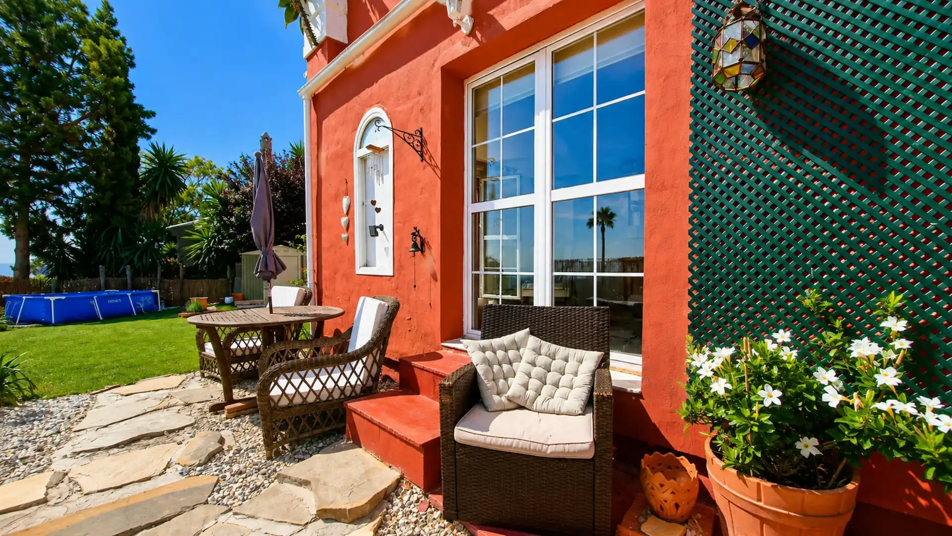Terrasse von Maisonette zum Verkauf in Manilva mit Privatgarten, Terrasse und Schwimmbad