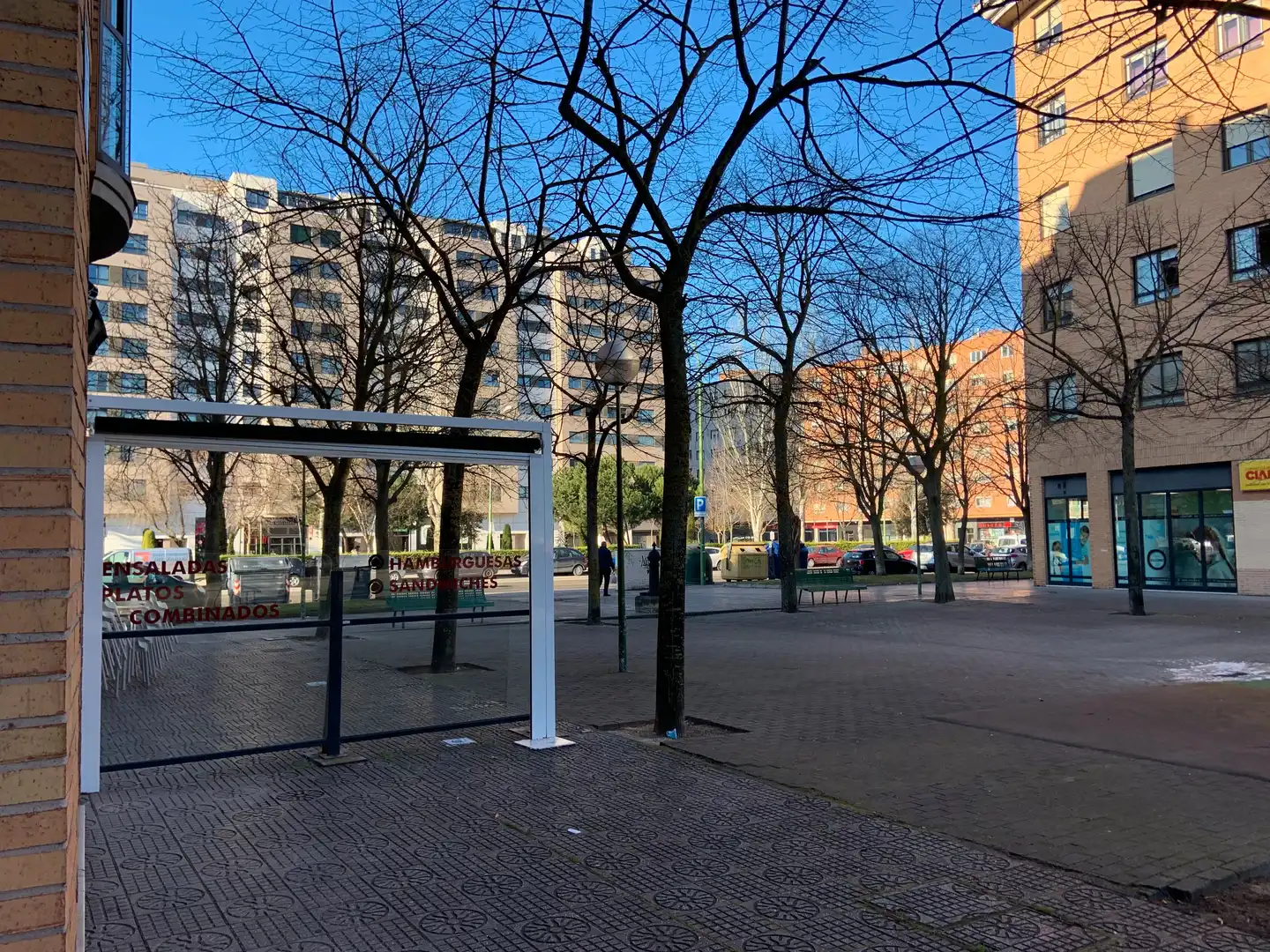 Vista exterior de Local en venta en Burgos