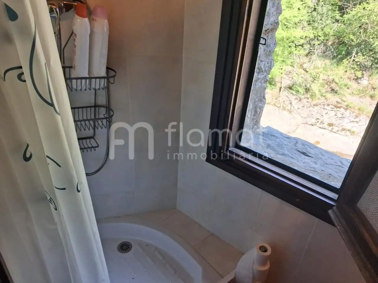 Baño de Piso en venta en Camprodon con Terraza