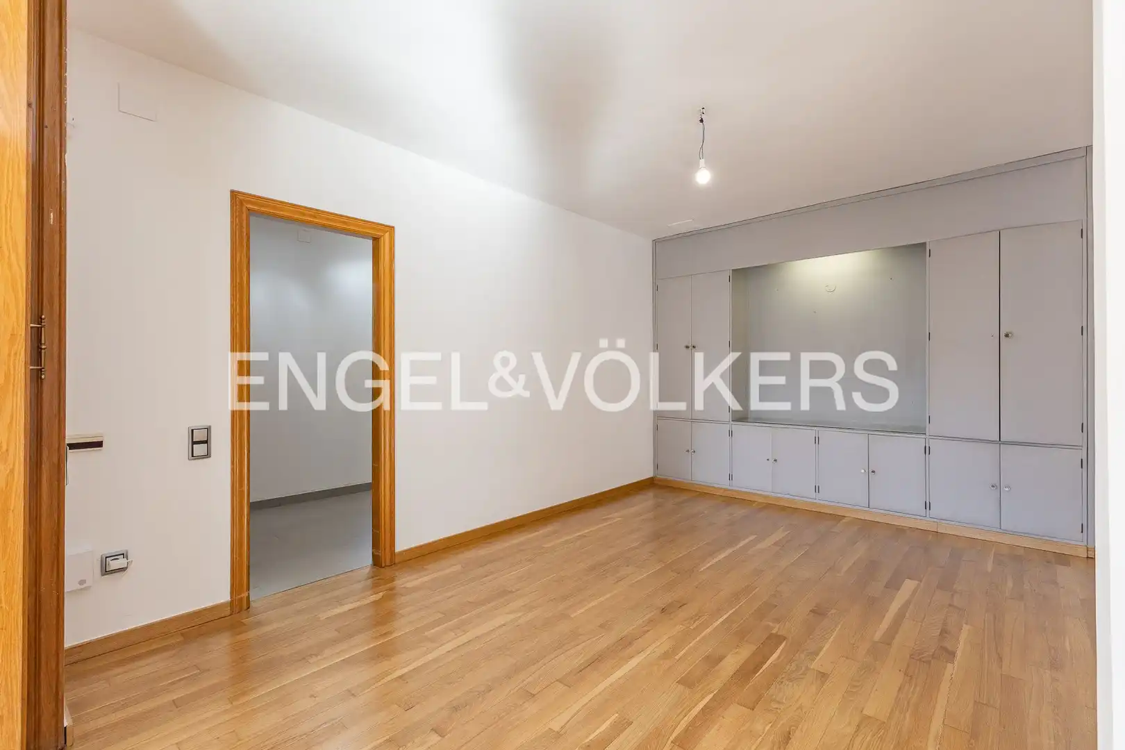 Casa o chalet de alquiler en Sant Cugat del Vallès con Calefacción, Jardín privado y Parquet