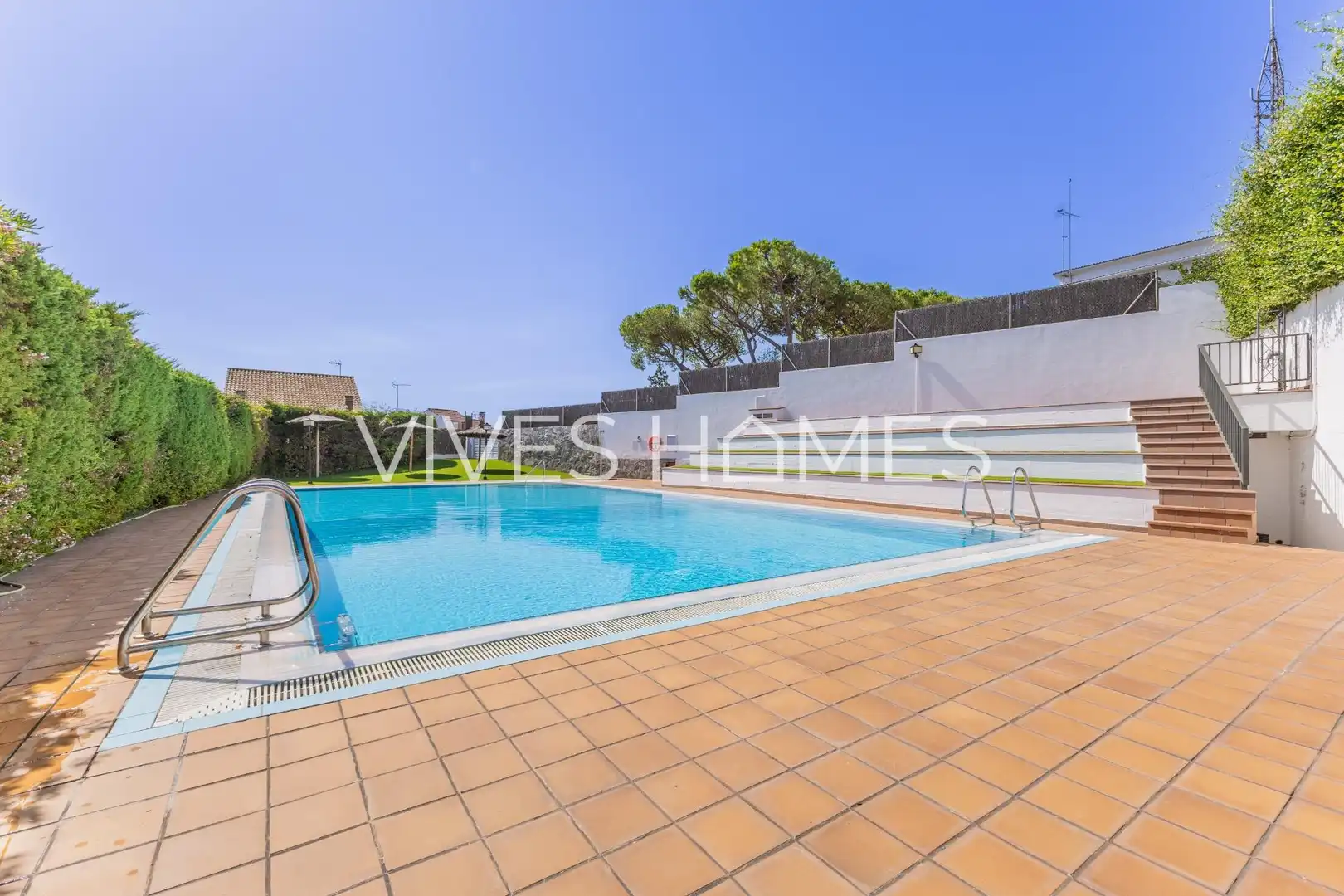 Piscina de Casa adosada en venda en Sant Andreu de Llavaneres amb Calefacció, Jardí privat i Terrassa