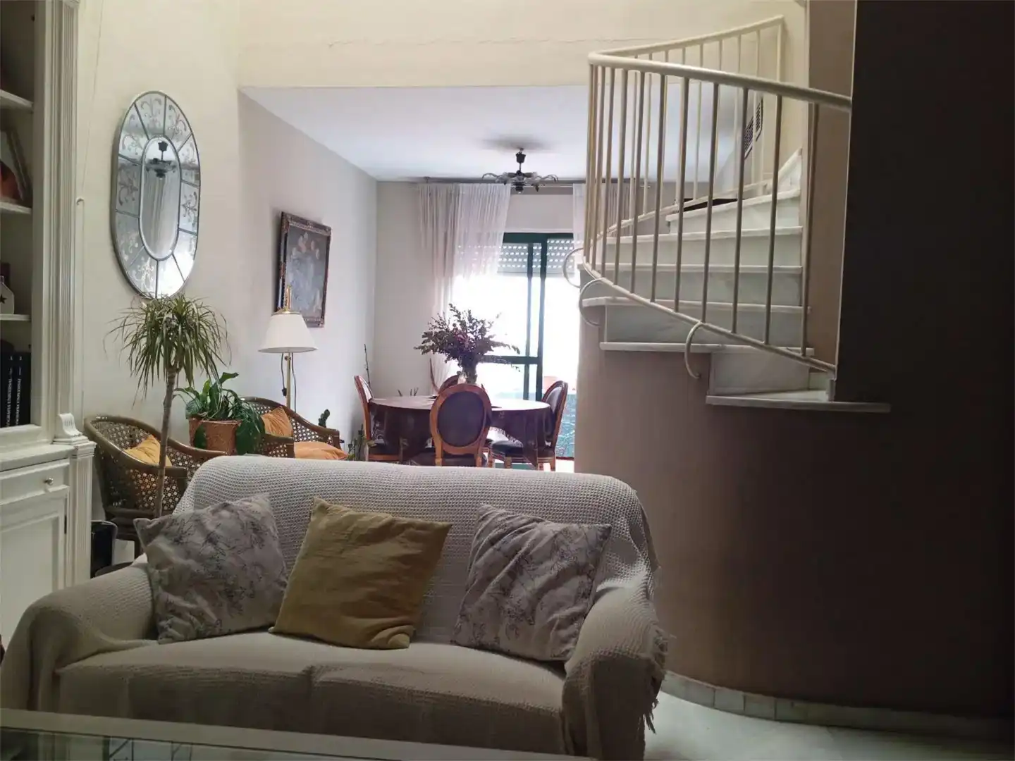 Sala d'estar de Casa adosada en venda en Morón de la Frontera