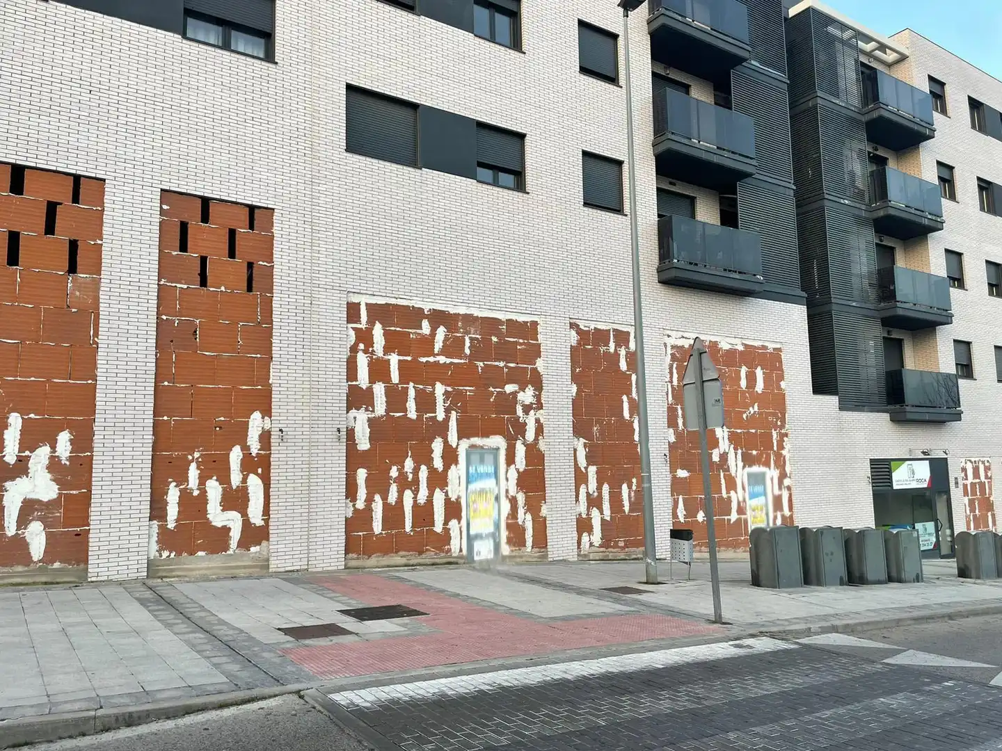 Vista exterior de Local en venta en Arganda del Rey