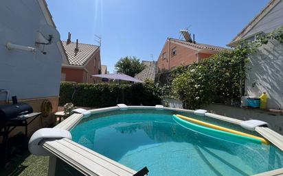 Piscina de Casa o xalet en venda en Ontígola amb Terrassa