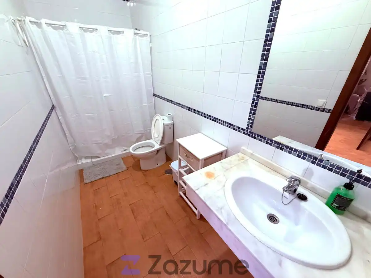 Bathroom of Flat for rent in Fuentes de Andalucía  with Air Conditioner, Heating and Terrace