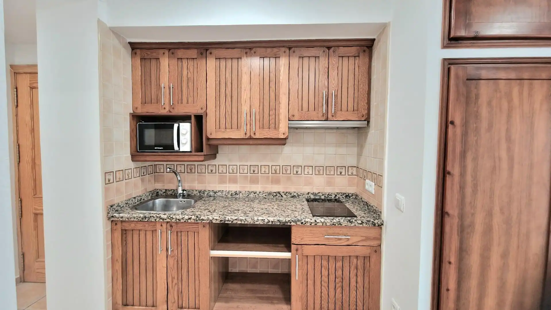 Vivienda con piscina en venta en Avenida Avenida Gamonal, imagen 5