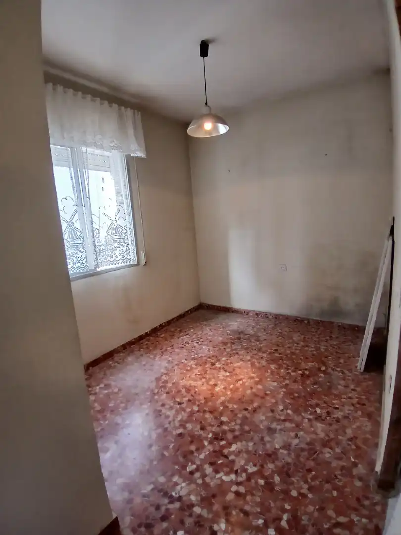 Habitación de Piso en venta en El Puerto de Santa María con Balcón y Alarma