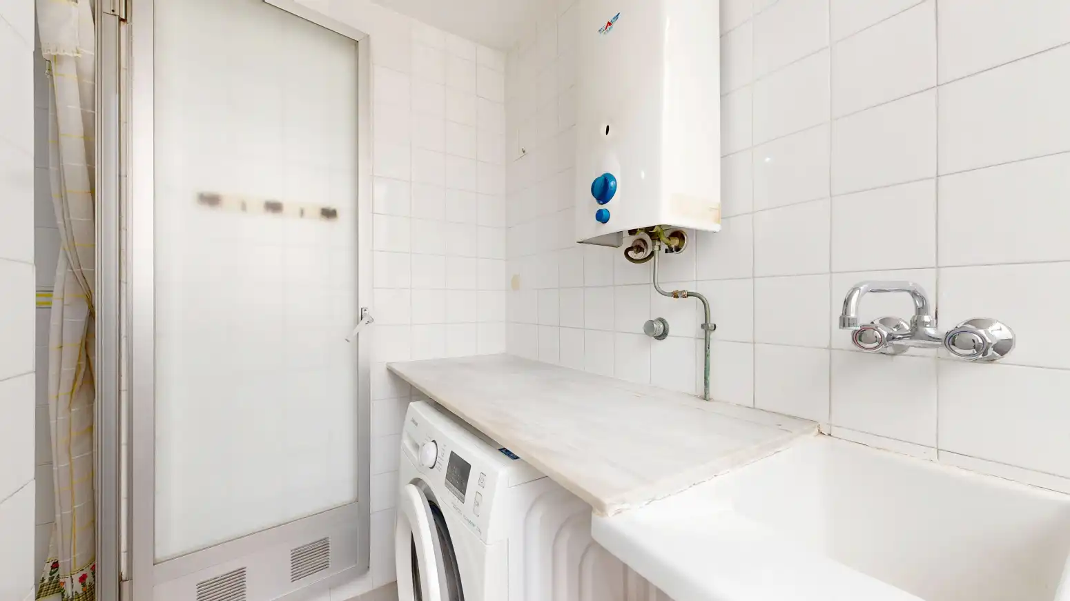 Baño de Piso en venta en Torrent con Balcón