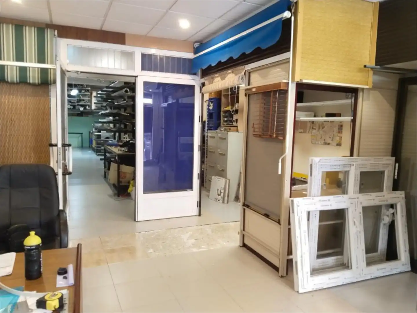 Business premises for sale in Casc Urbà, imagen 4