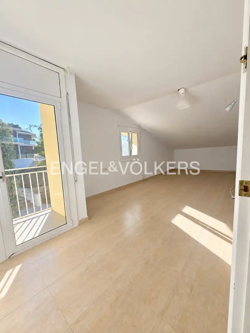 Casa amb terrassa en venda a Corbera de Llobregat, imagen 10