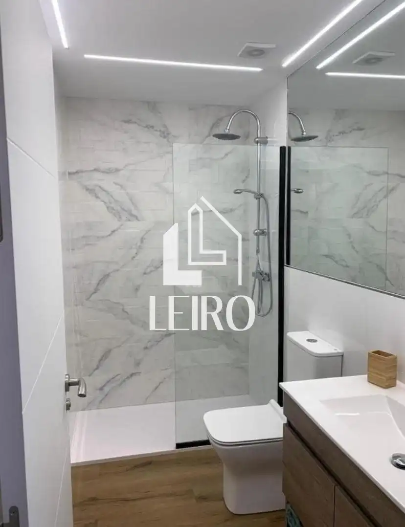 Piso en venta en Rúa Méndez Núñez, Vilagarcía