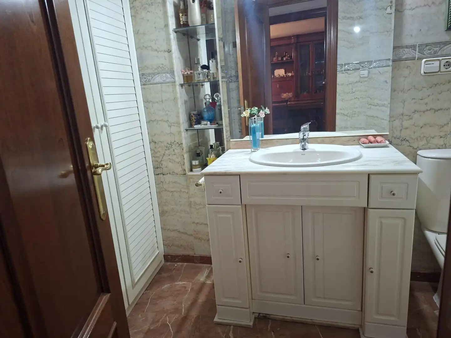 Baño de Piso en venta en Córdoba con Amueblado