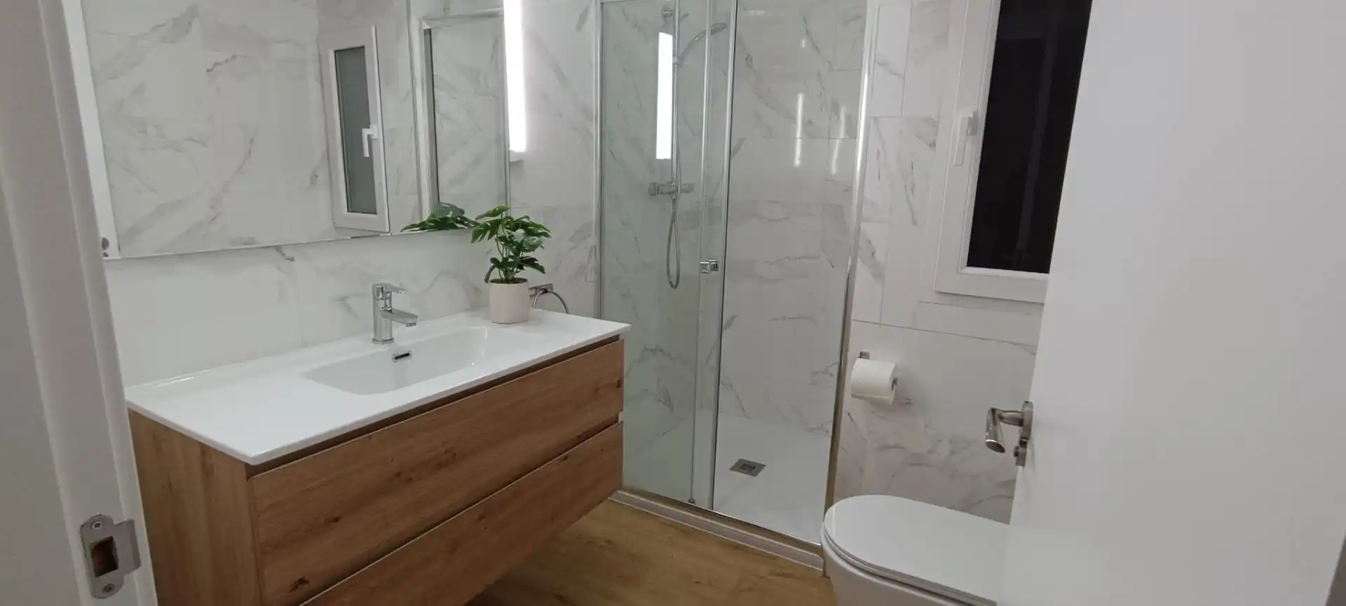 Bathroom of Flat for sale in Zamora Capital   with Terrace and Balcony