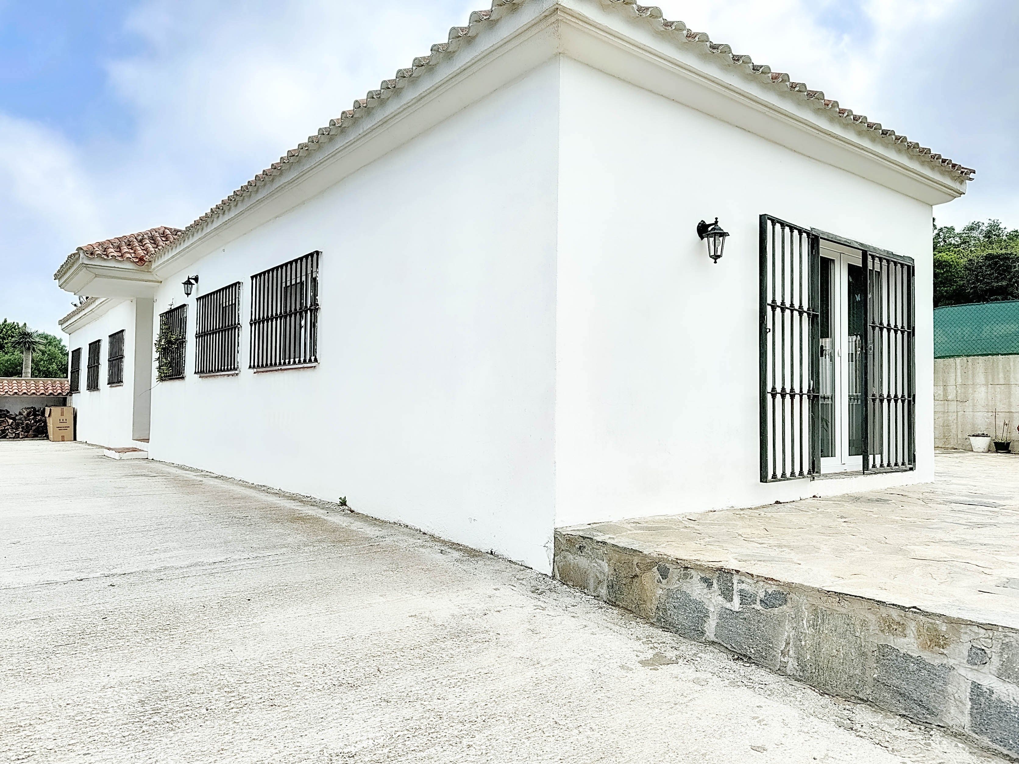 Exterior view of House or chalet for sale in Tarifa  with Heating and Terrace