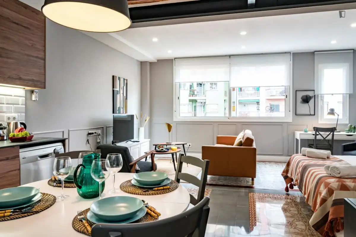 Study for rent in El Camp de l'Arpa del Clot
