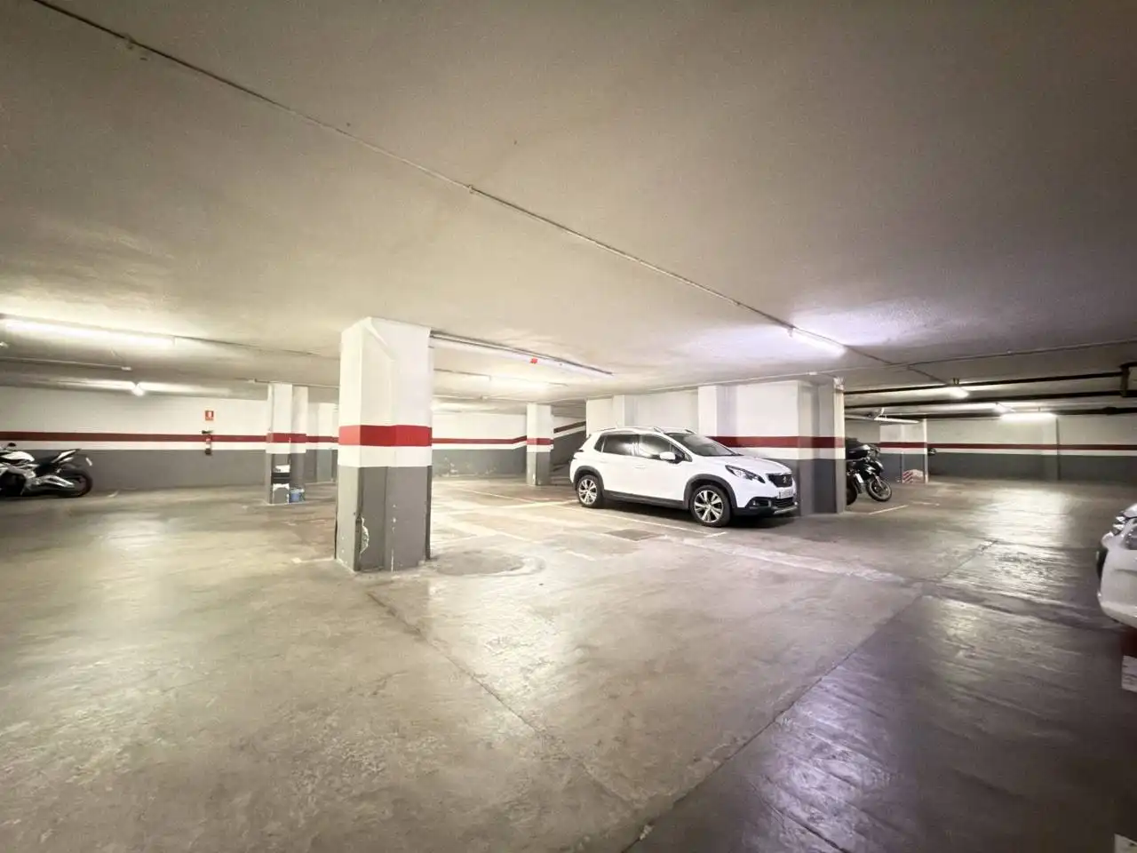 Parking of Garage for rent in Barcelona  with Alarm