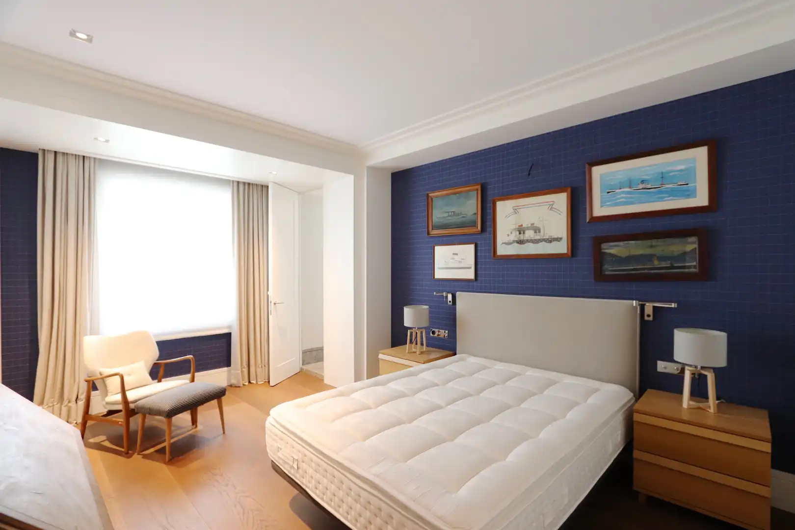 Bedroom of Flat for sale in Madrid  with Air Conditioner, Heating and Parquet flooring