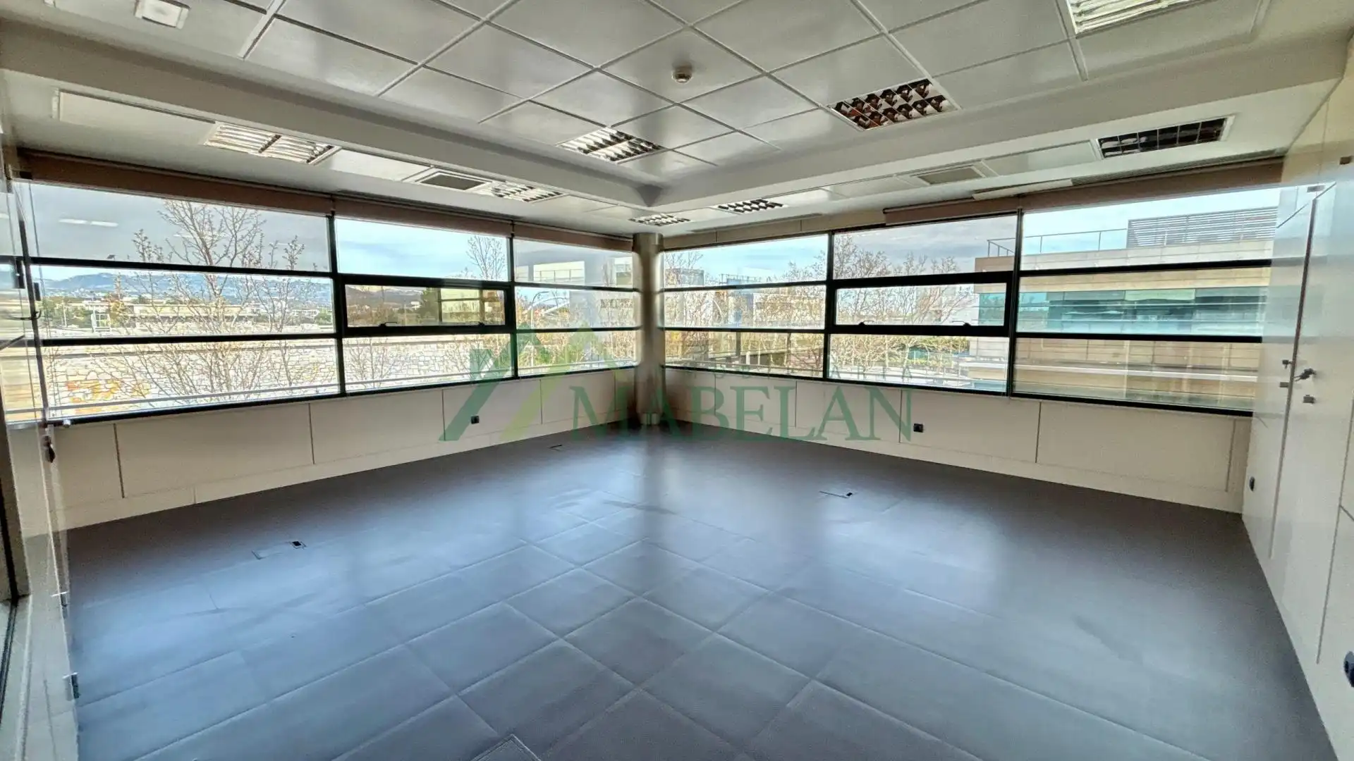 Oficina con ascensor en venta en El Pinar - Punta Galea, imagen 17